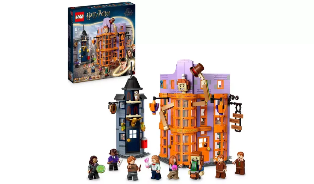 LEGO Harry Potter Weasleys Wizard Wheezes set